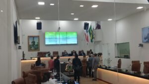 ACS e ACE ficam de fora do reajuste aprovado na Câmara PL 77/2025 é aprovado por unanimidade; emendas que beneficiariam categorias específicas são rejeitadas